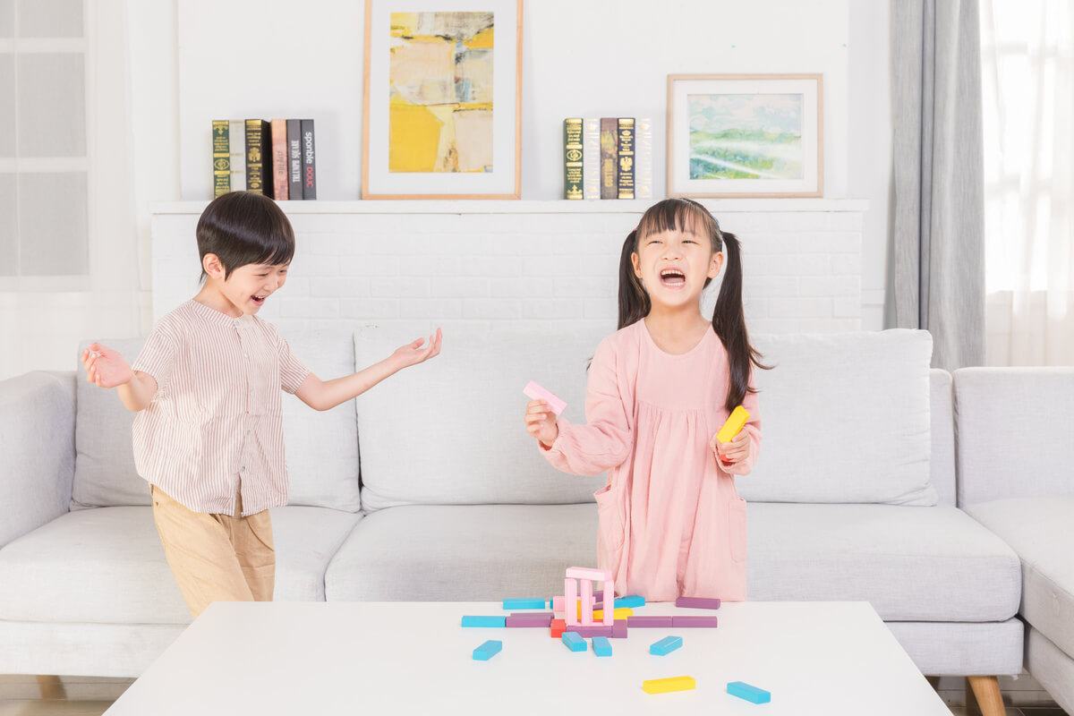 Điểm danh những trò chơi giúp kích thích trí não cho bé yêu thông minh hơn 36 trò chơi kích thích trí não