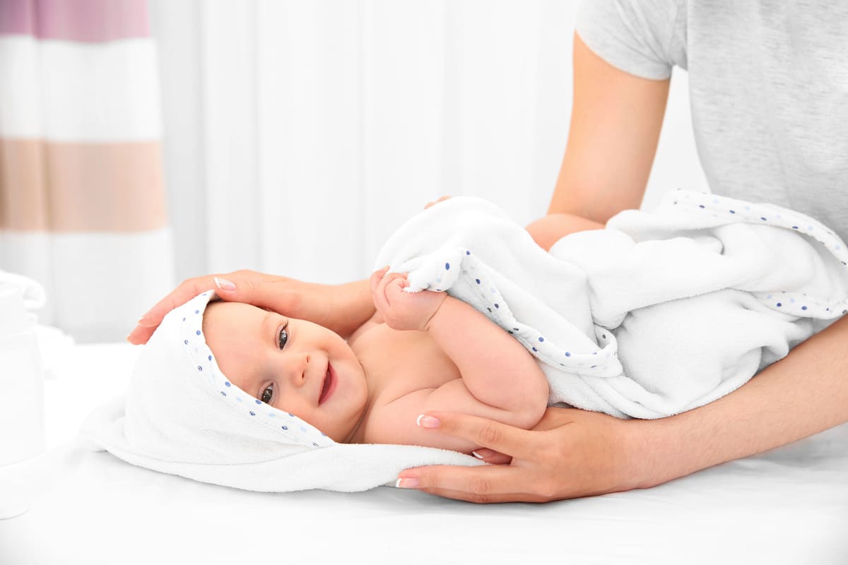 Tắm cho trẻ sơ sinh, mẹ không thể bỏ qua các lưu ý này! 38 tắm cho trẻ sơ sinh 3