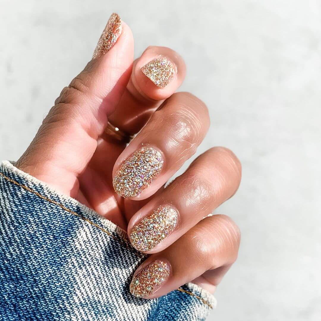 10 Mẫu nail đẹp đón Giáng Sinh 2021 cho mẹ một mùa lễ đáng nhớ 51 10 Mẫu nail đẹp đón Giáng Sinh 2021 cho mẹ một mùa lễ đáng nhớ 10