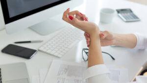 Tê bì chân tay: Thực hiện ngay 4 mẹo sau đây 34 Tê bì chân tay: Thực hiện ngay 4 mẹo sau đây 5
