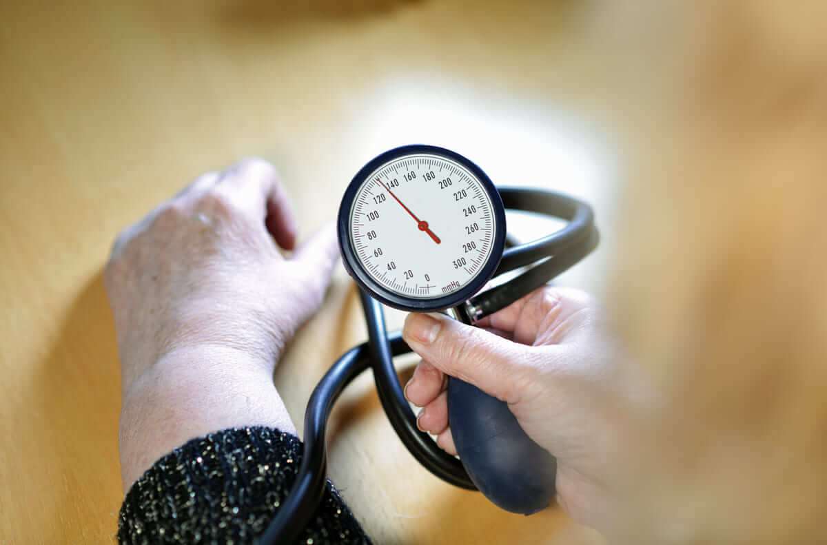 Đừng để năm mới mất vui vì các bệnh ngày Tết thường gặp này, bạn nhé! 38 cao huyết áp