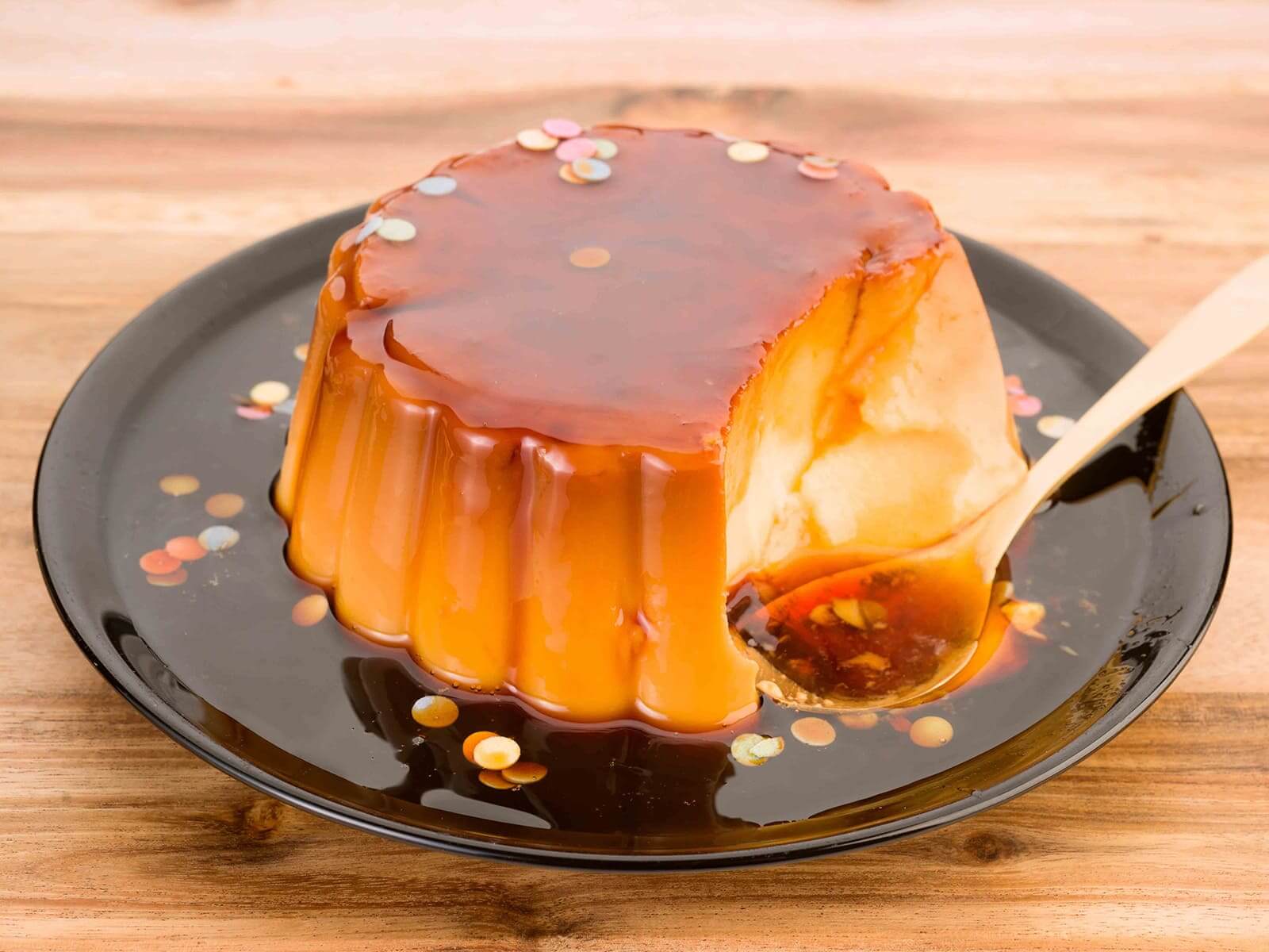 Cuối tuần đến rồi, mẹ làm bánh flan gato cho bé thưởng thức thôi nào! 34 cách làm bánh flan