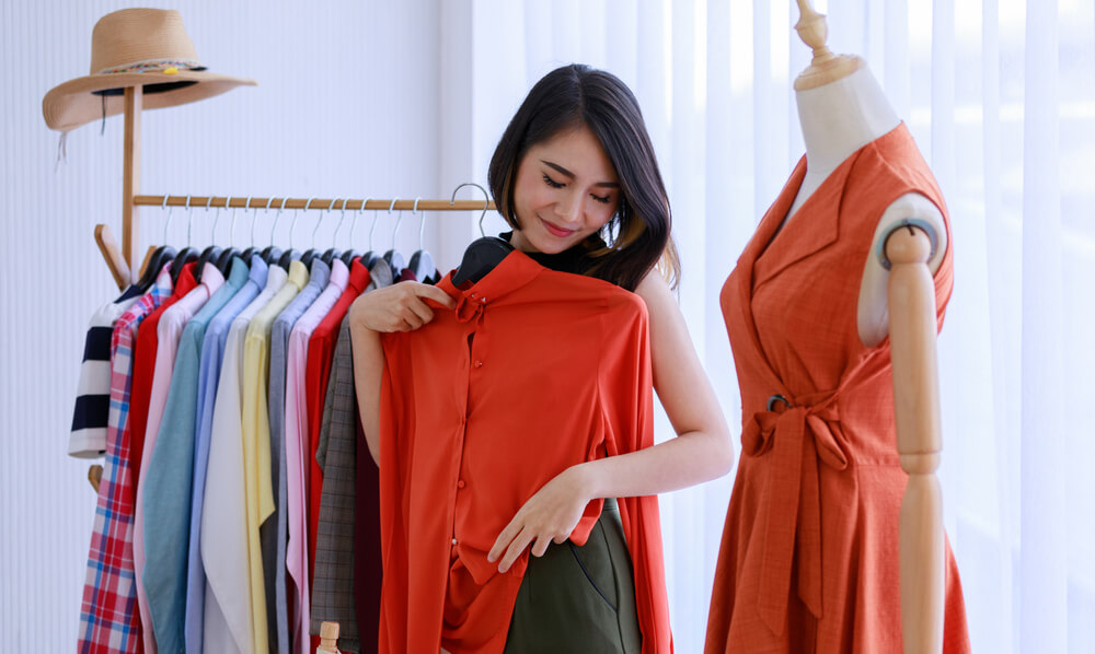 12 con giáp mùng 1 nên mặc đồ màu gì 2022? 40 màu cam
