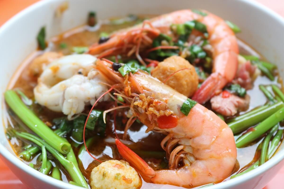 nấu bún Thái