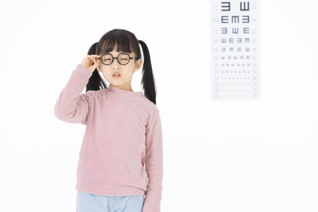 tật khúc xạ cận thị