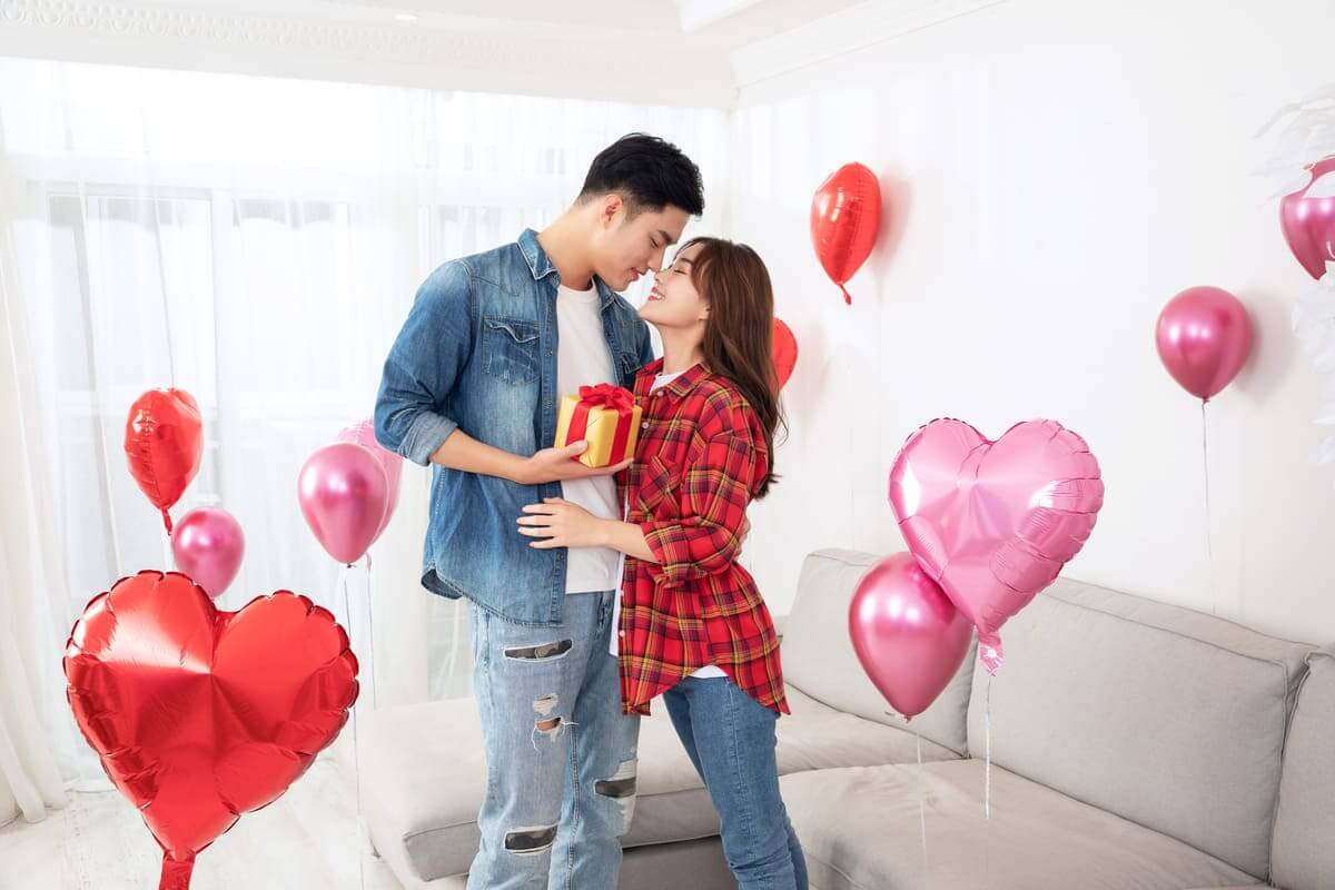 Các tin nhắn Valentine ngọt ngào khiến người ấy "đổ gục" 37 tin nhắn valentine ngọt ngào