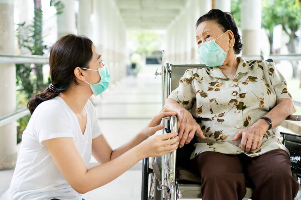 bị tái nhiễm covid-19