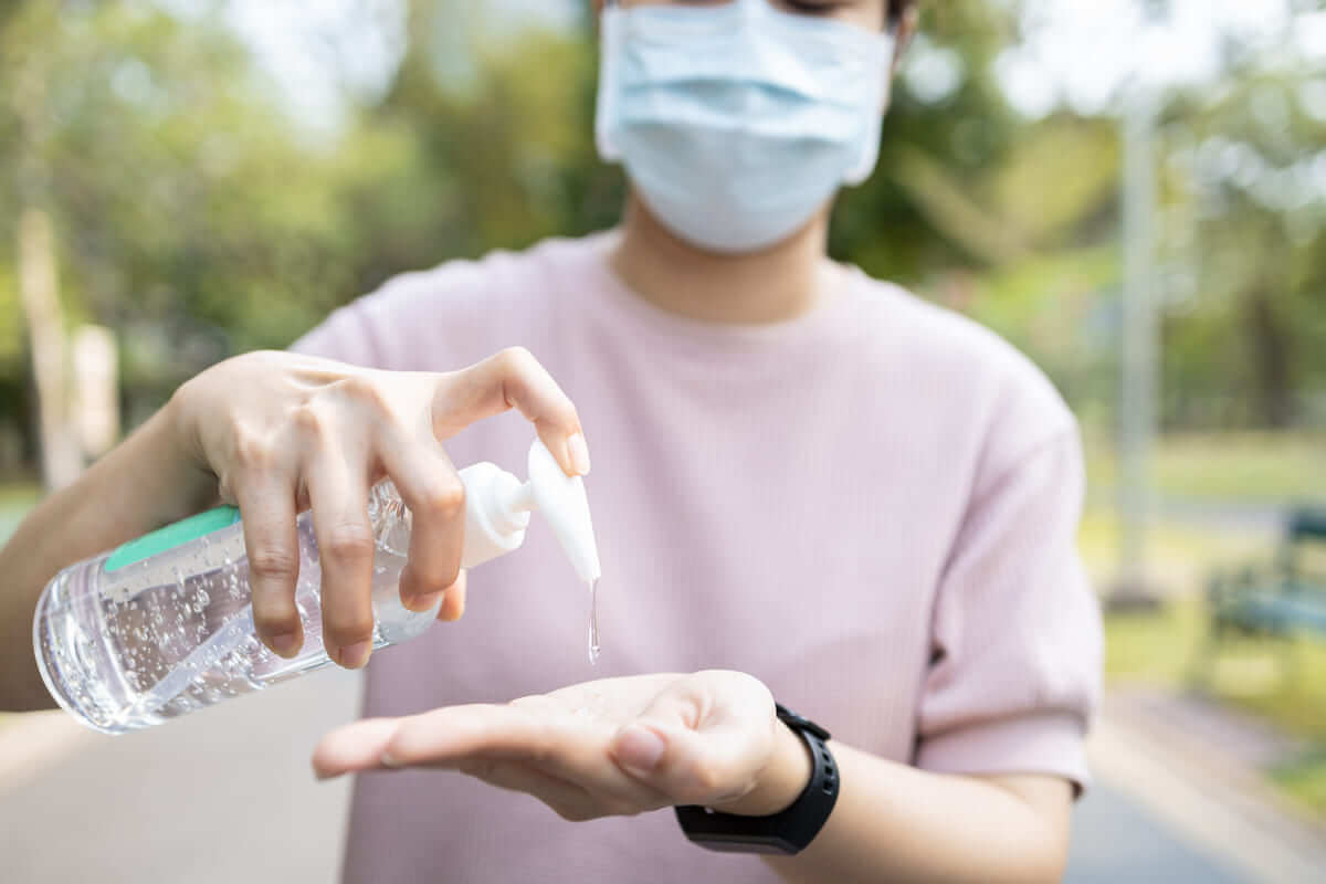 Rửa tay thường xuyên Rửa tay thường xuyên