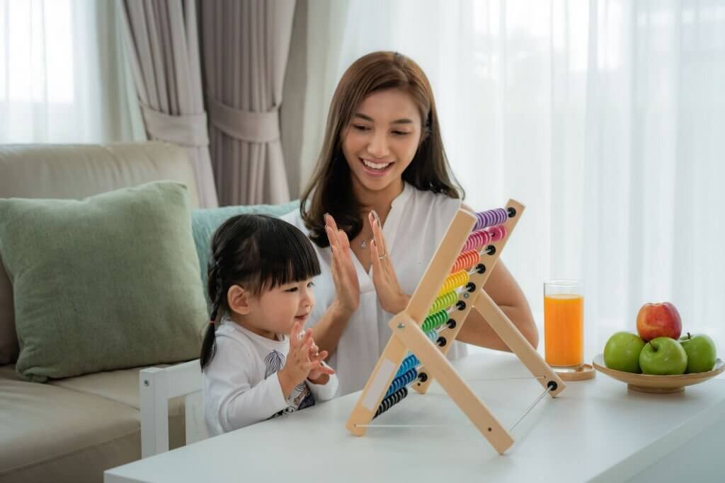 Trẻ 2 tuổi chưa biết nói có sao không Trẻ 2 tuổi chưa biết nói có sao không