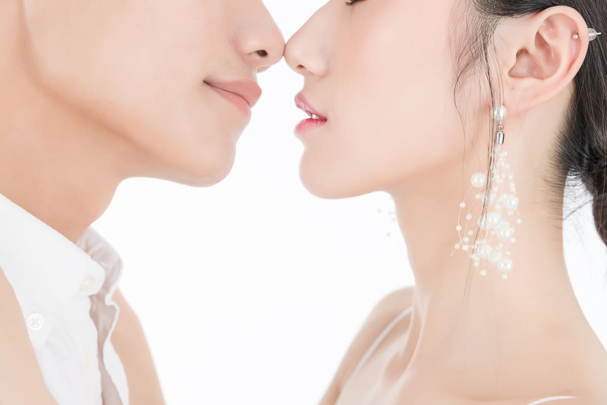 11 biểu hiện chồng có bồ nhí, chị em cẩn thận "tiểu tam" 33 bồ nhí của chồng