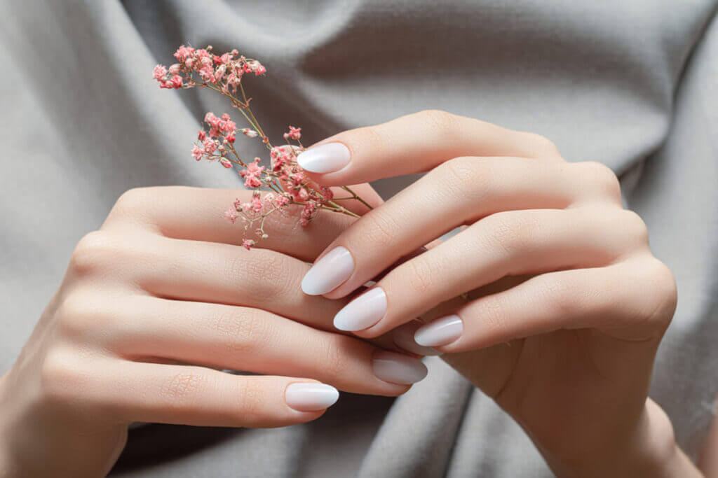 các mẫu nail đơn giản