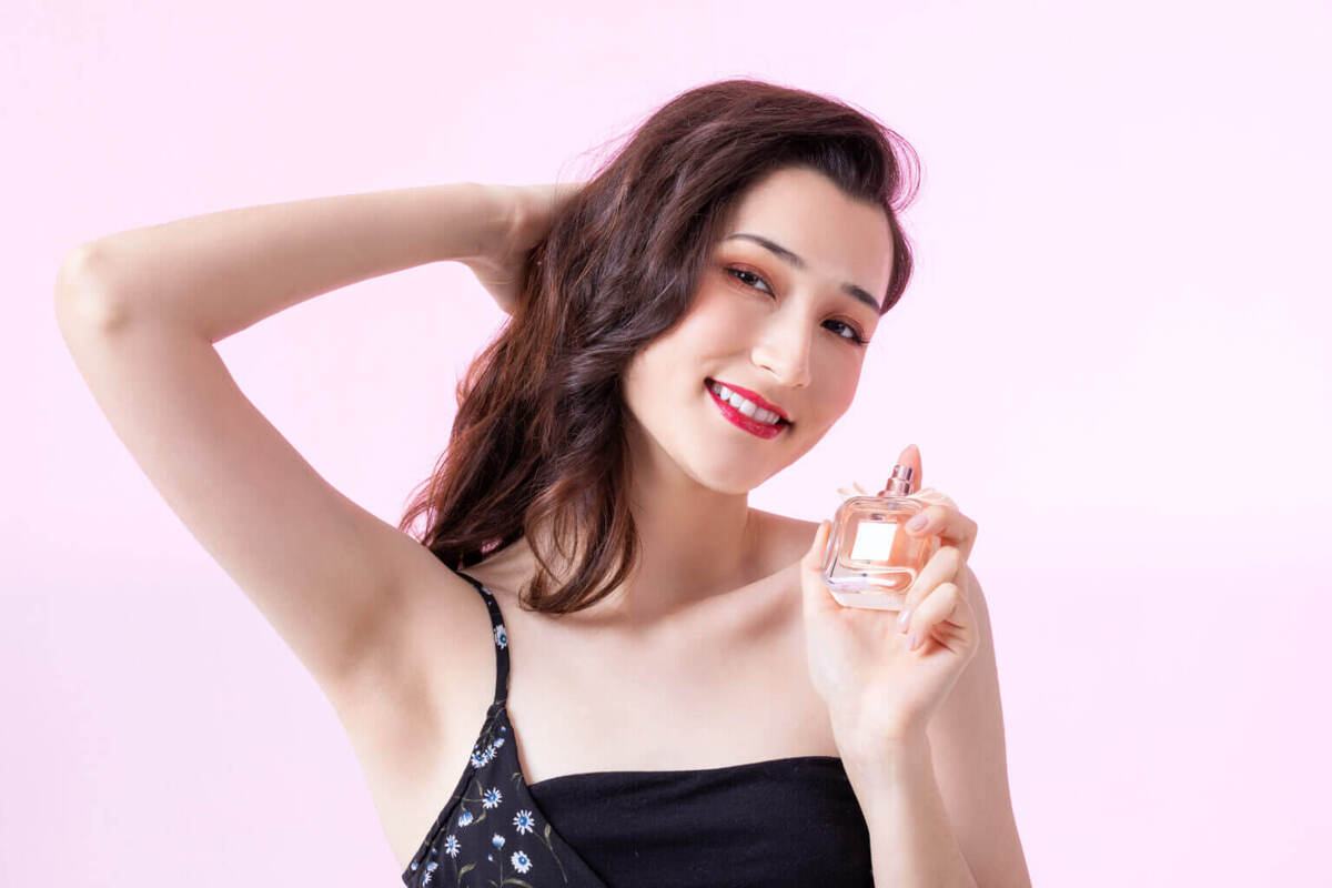 Mùi hương nước hoa giúp thu hút sự chú ý từ đám đông Mùi hương nước hoa giúp thu hút sự chú ý từ đám đông