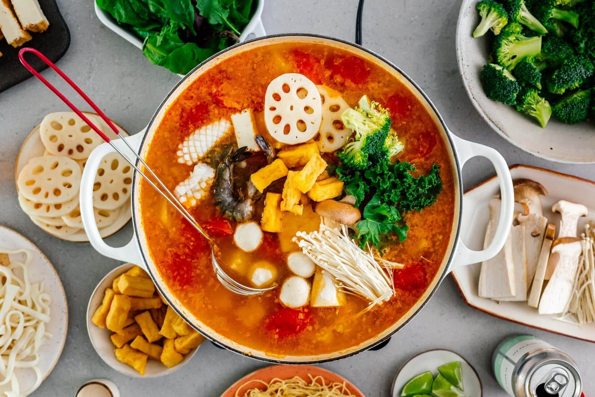 Lẩu gà tiềm ớt hiểm