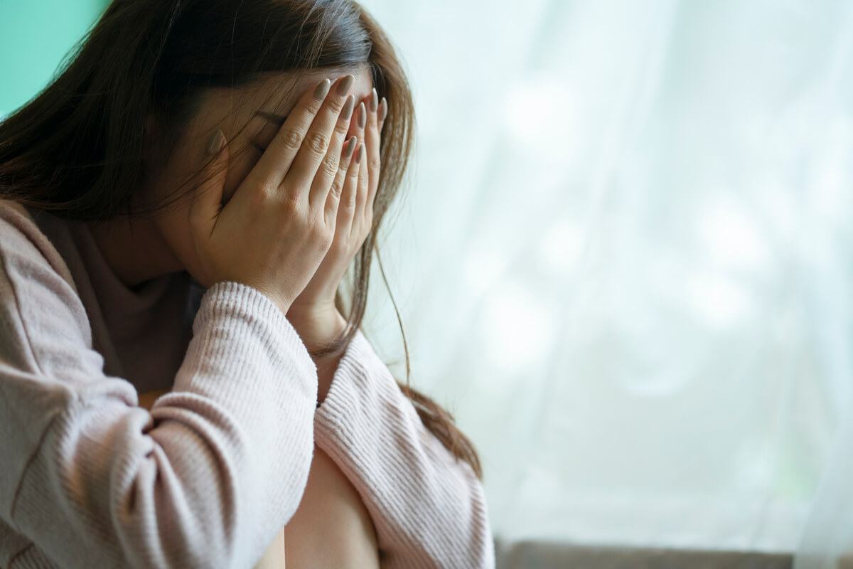 điều trị khí hư vón cục