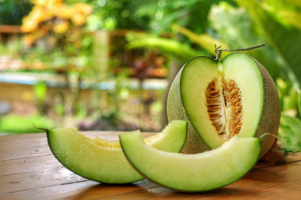 Dưa lưới vàng mẹ cho con bú nên ăn Dưa lưới vàng