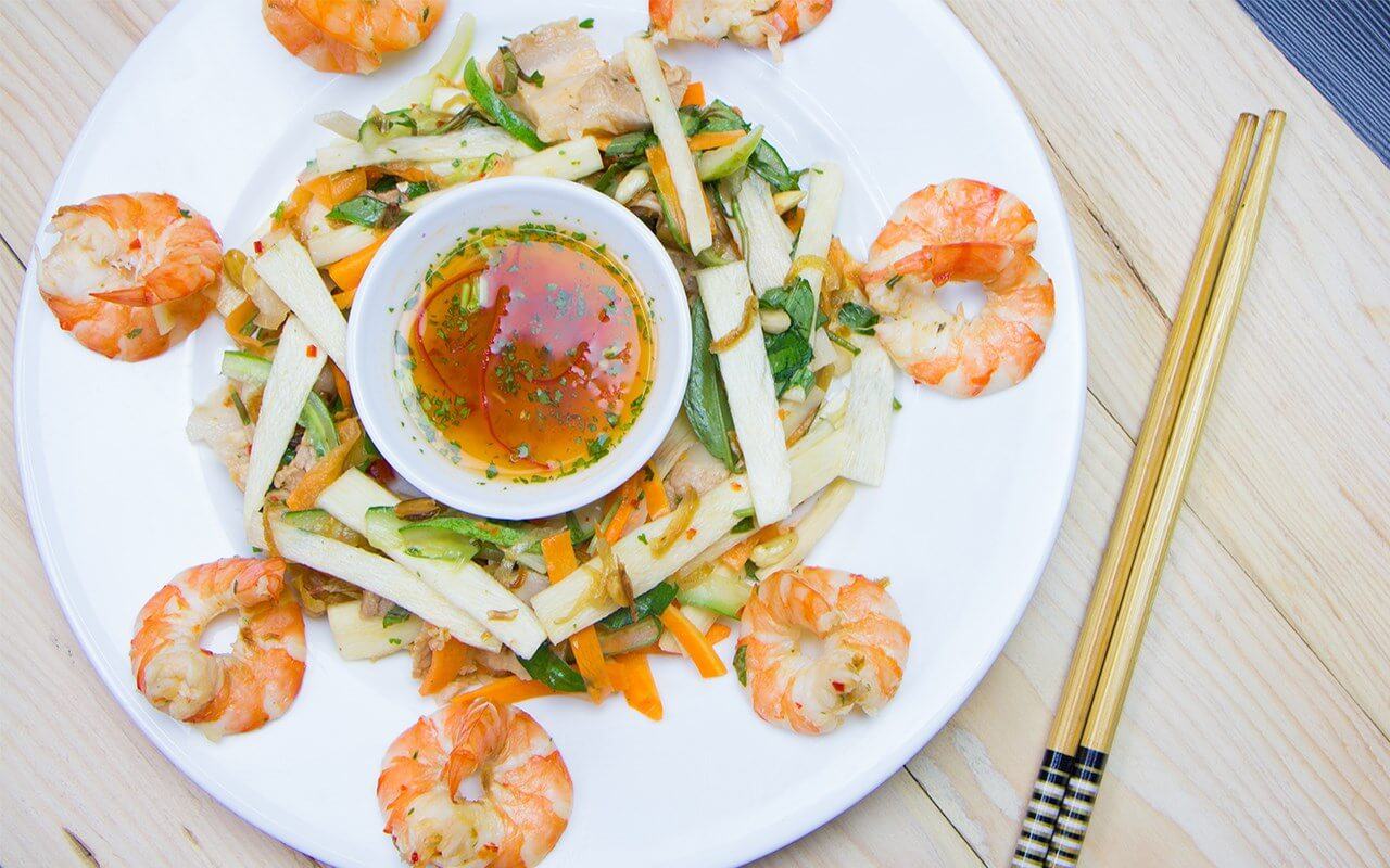 Gỏi củ hủ dừa tôm thịt món ngon ngày lễ