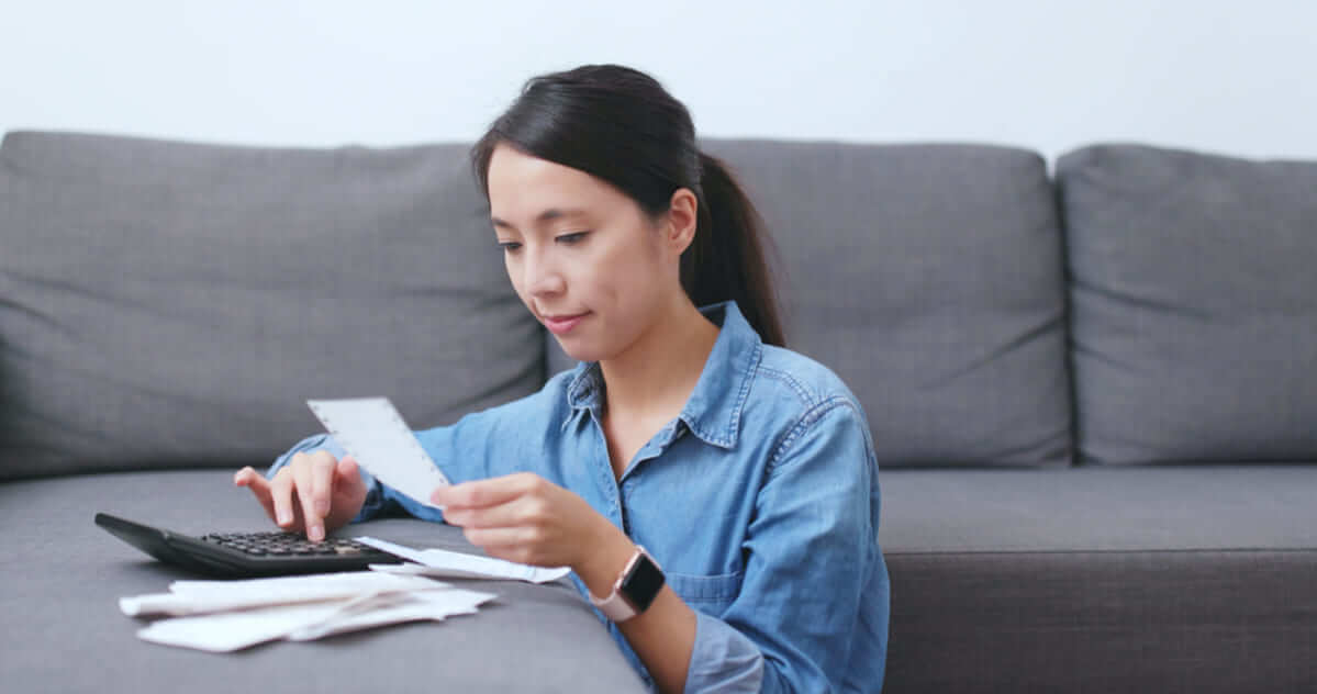 Phụ nữ ở nhà chăm con ở nhà chăm con