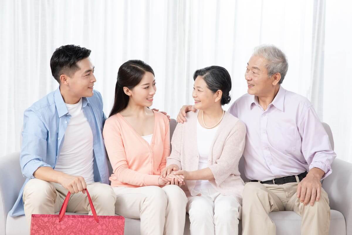 tặng quà nhân ngày của mẹ