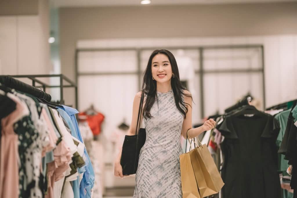 Tiền tiết kiệm nên làm gì Tiền tiết kiệm nên làm gì