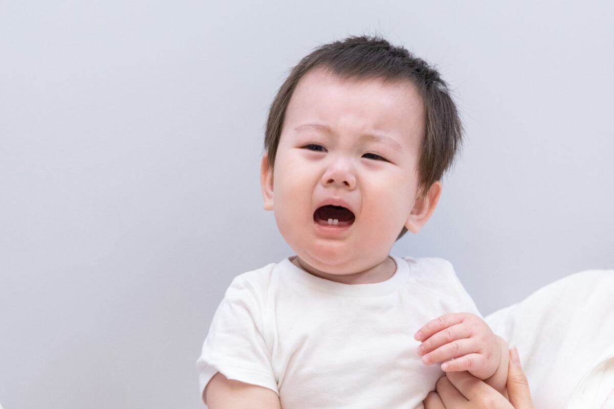 Trẻ sơ sinh bị chảy nước mắt trẻ sơ sinh bị chảy nước mắt