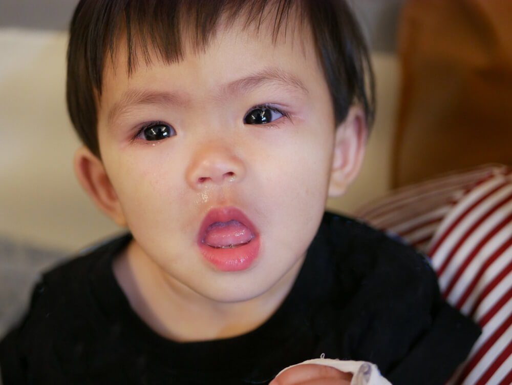 Nguyên nhân trẻ sơ sinh thở khò khè