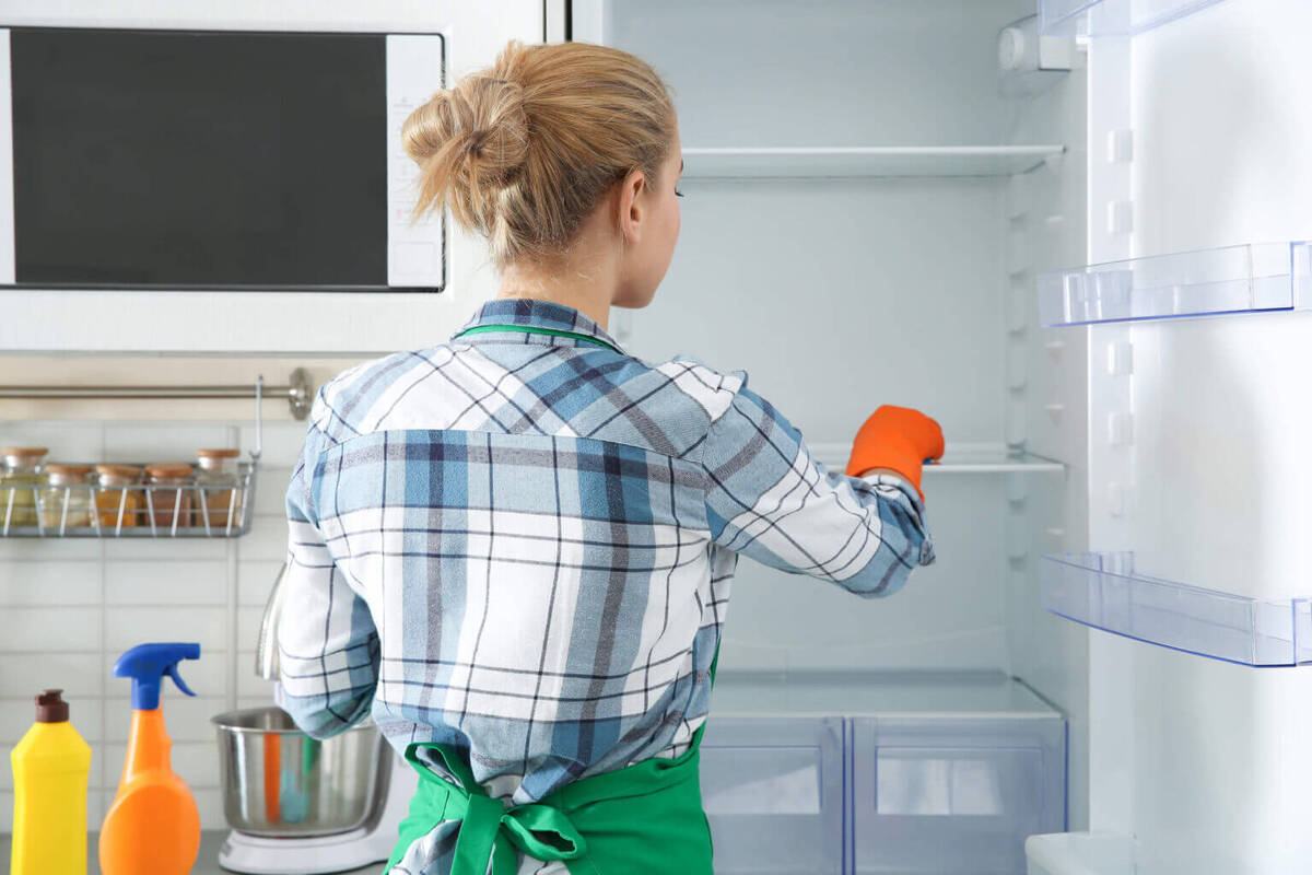 mẹo vệ sinh vết ố trong tủ lạnh mẹo vệ sinh vết ố trong tủ lạnh