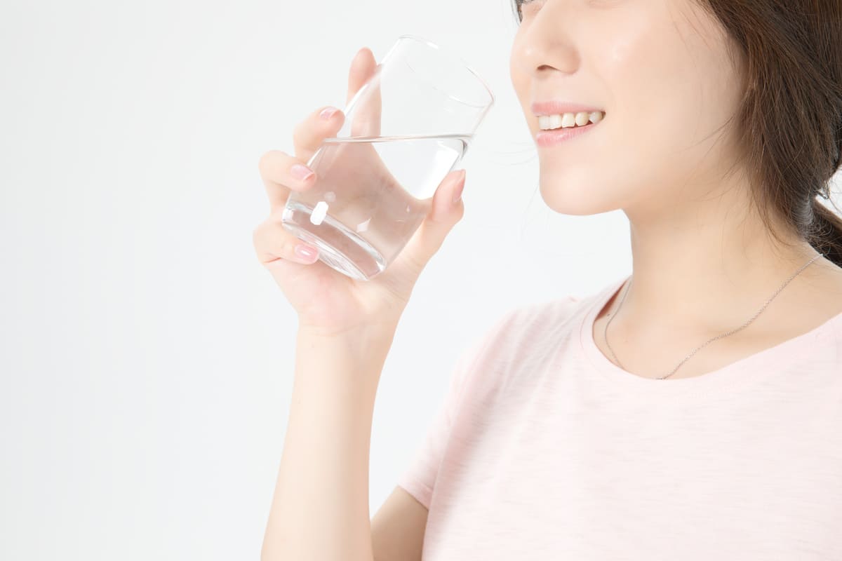ăn thịt nướng uống nước lọc hạn chế tăng cân