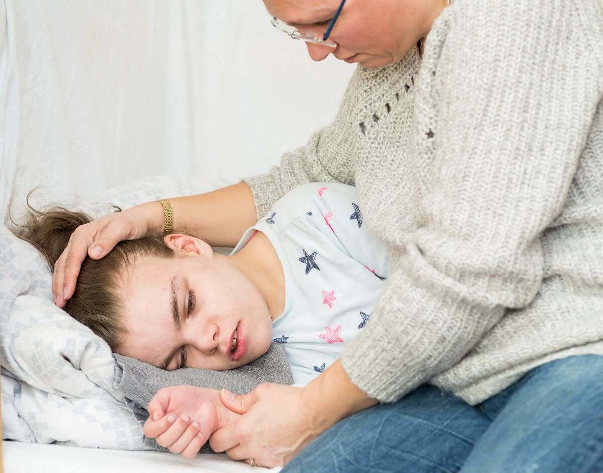 Biến chứng bệnh động kinh ở trẻ Biến chứng bệnh động kinh ở trẻ