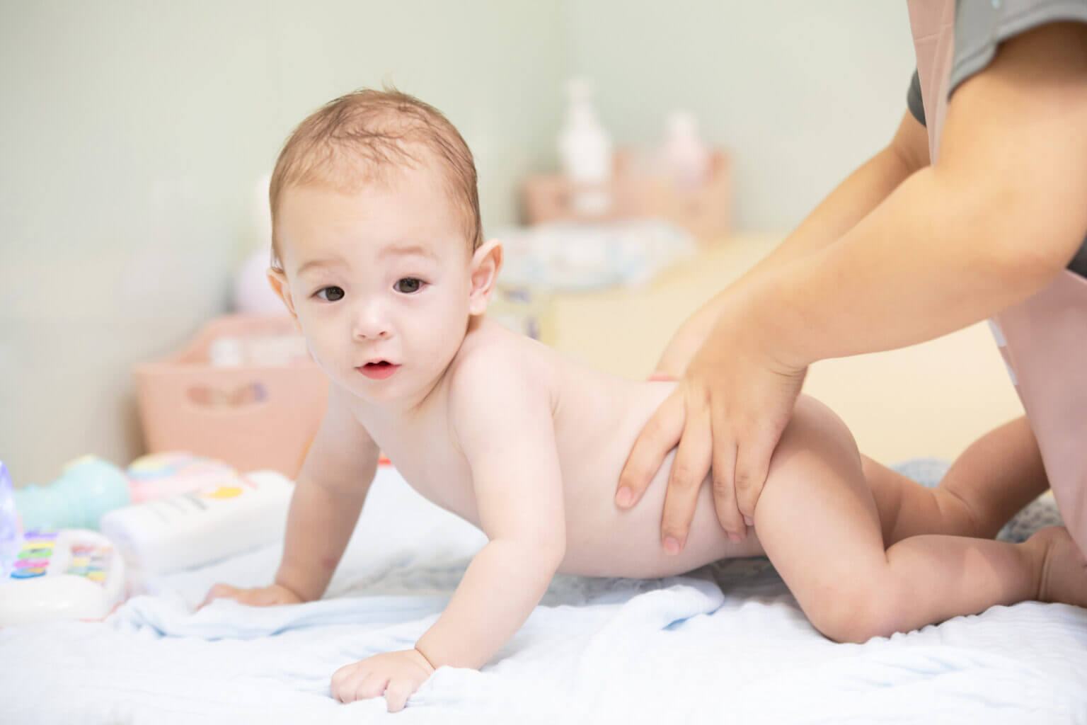 Cách chống hăm tả cho bé Cách chống hăm tả cho bé