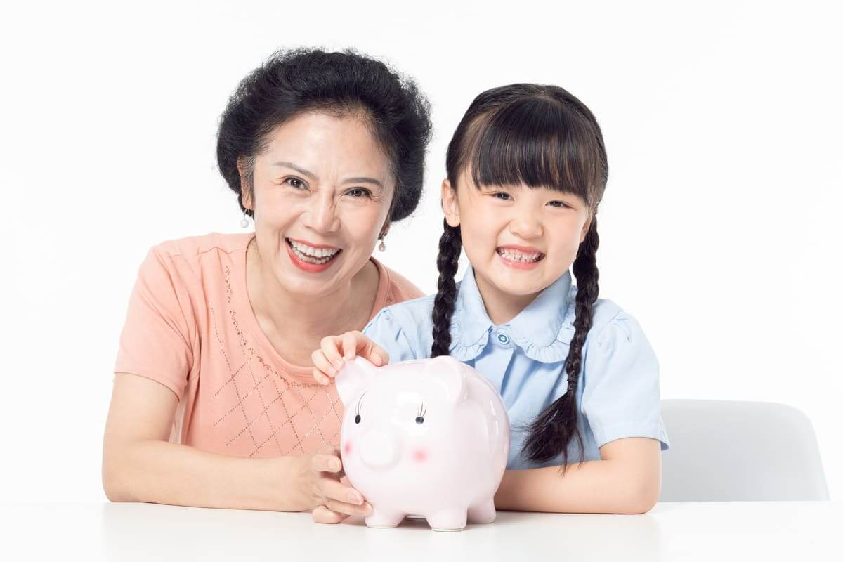 Dạy trẻ cách tiết kiệm