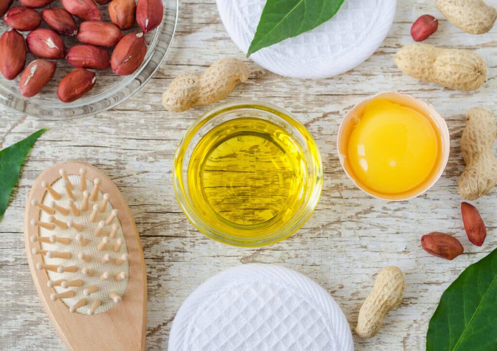 dưỡng tóc bằng trứng gà