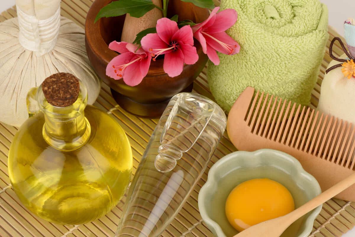 Cách dưỡng tóc bằng trứng gà với dầu oliu Cách dưỡng tóc bằng trứng gà với dầu oliu