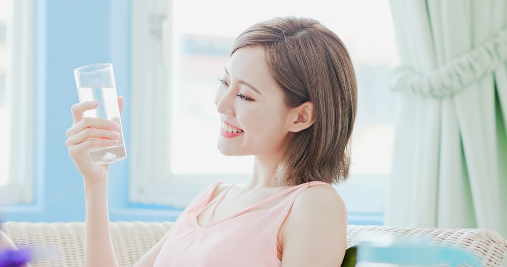Sau sinh bao lâu được uống nước đá và ăn đồ lạnh? 33 uống nước đá sau sinh cần lưu ý gì