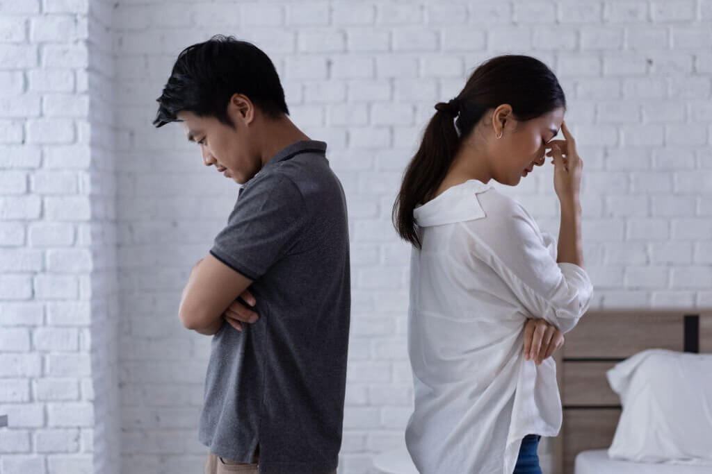 tại sao đàn ông khi giận thường im lặng