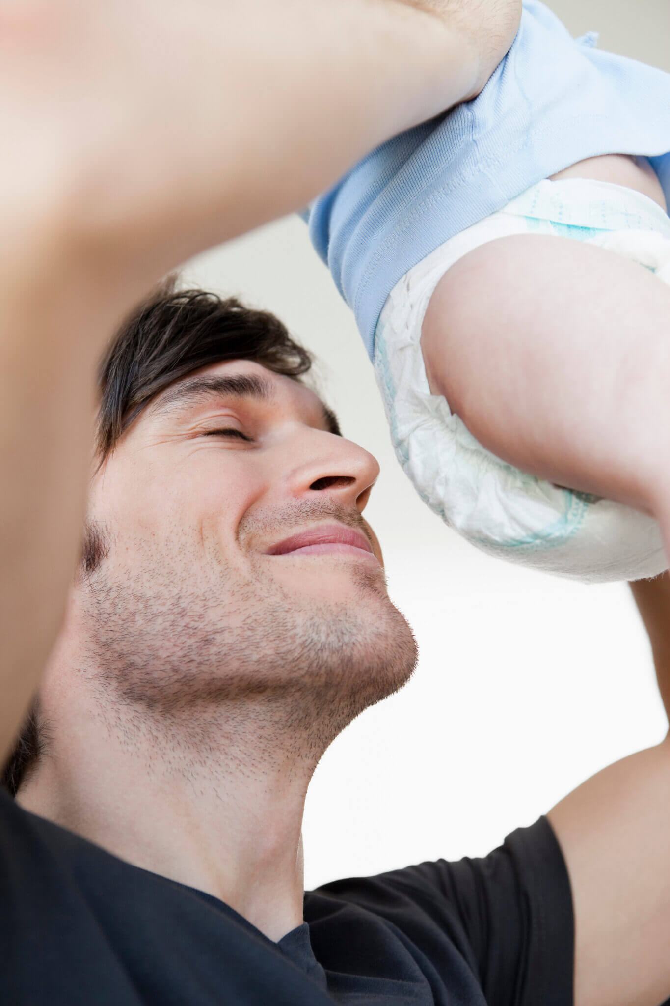 cách điều trị trẻ bị hăm tã cách điều trị trẻ bị hăm tã