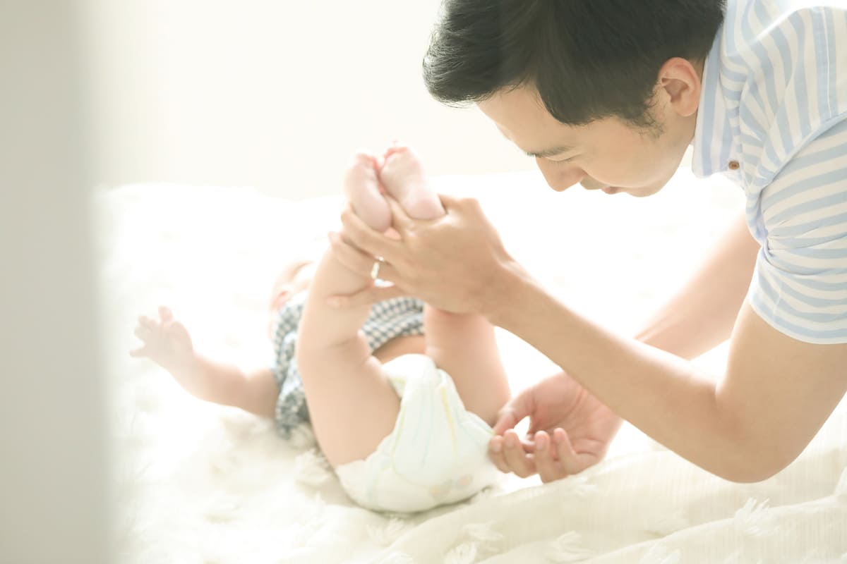 Bé sơ sinh bị táo bón