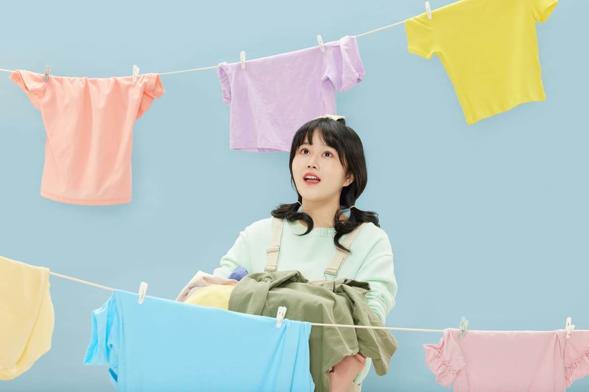 Phơi quần áo đúng cách giúp quần áo thơm lâu Phơi quần áo đúng cách giúp quần áo thơm lâu