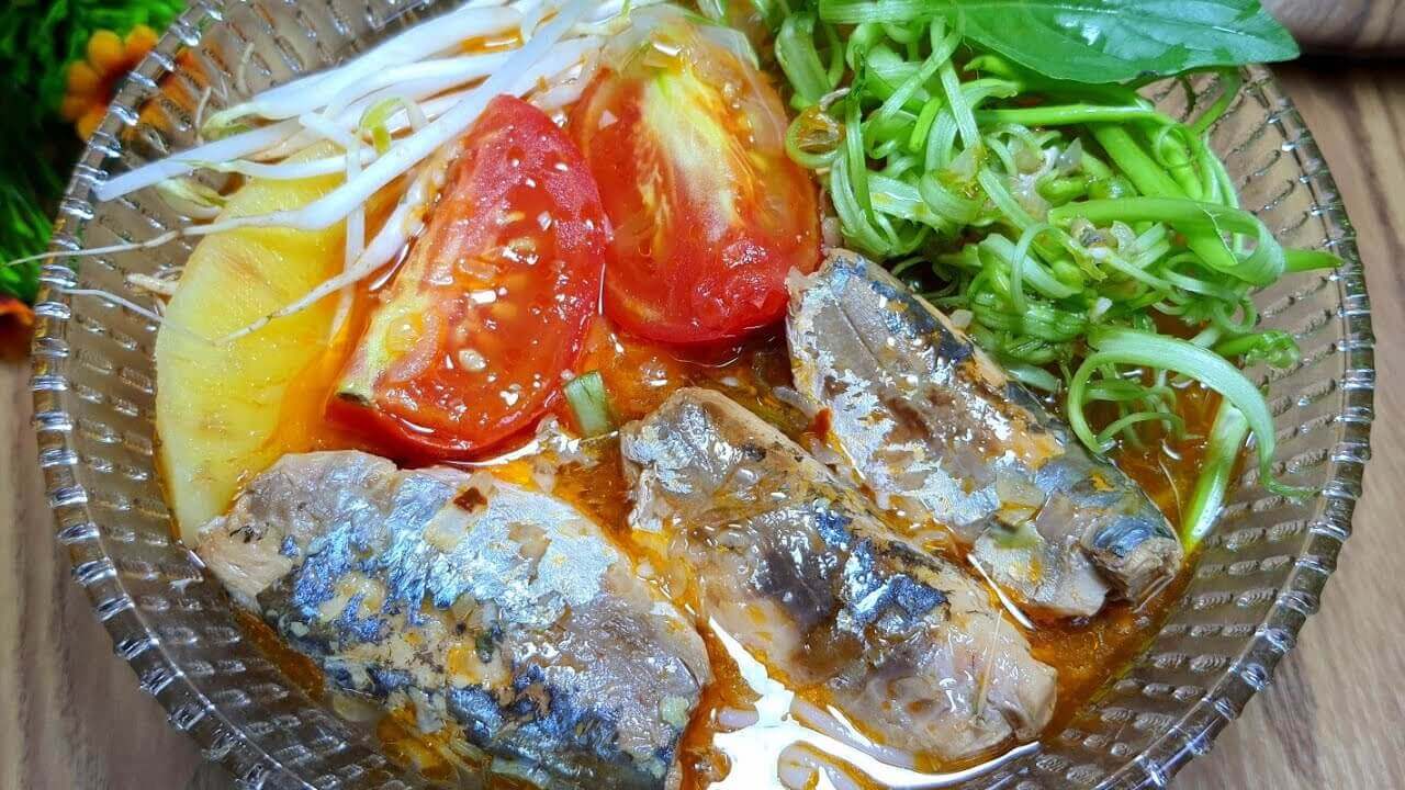 bún cá hộp cà chua bún cá hộp cà chua