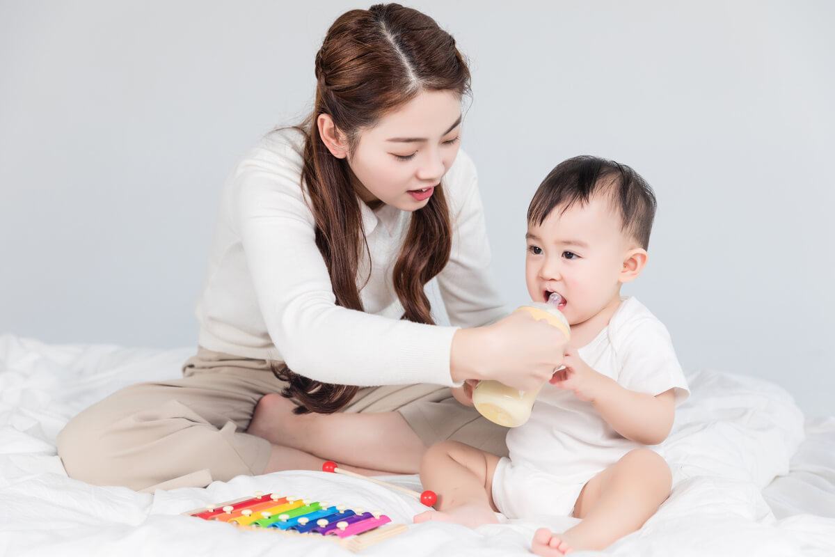cách vệ sinh bình sữa cách vệ sinh bình sữa