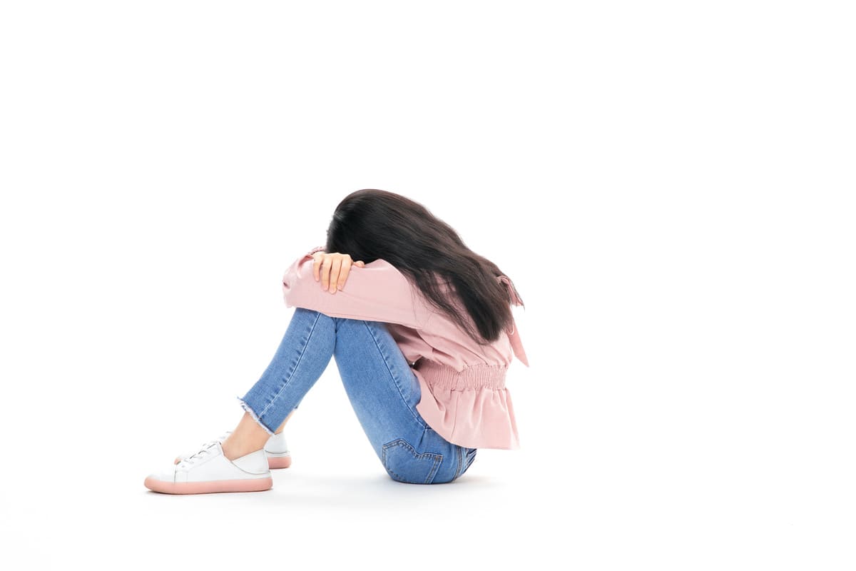 Quan hệ tình dục sớm ảnh hưởng những người xung quanh