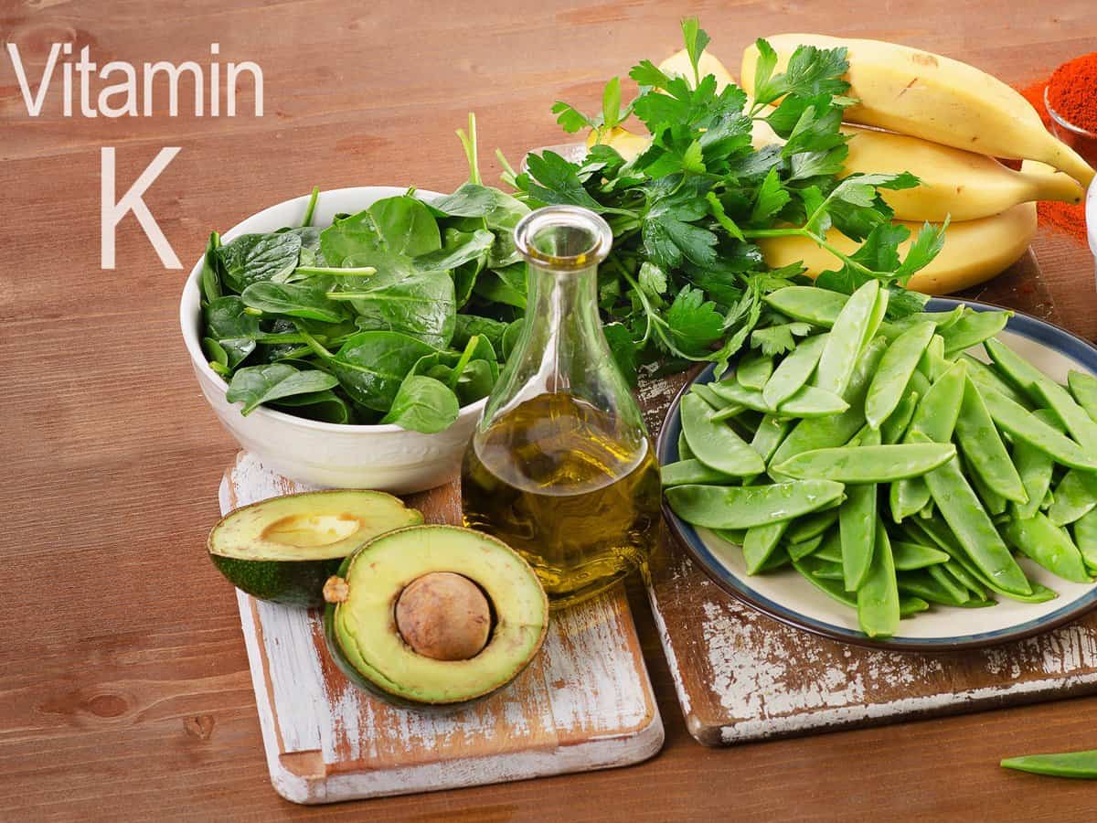 trẻ em đi ngoài ra máu và chất nhầy do thiếu vitamin K trẻ em đi ngoài ra máu và chất nhầy do thiếu vitamin K