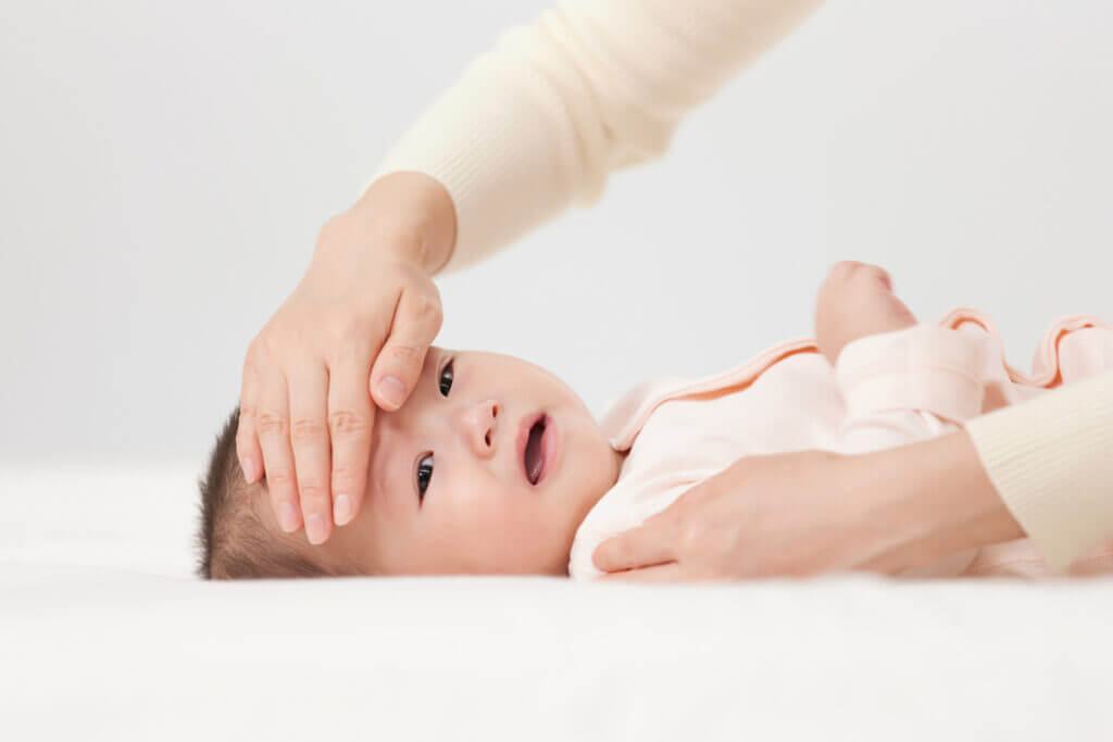 trẻ sơ sinh bị cảm