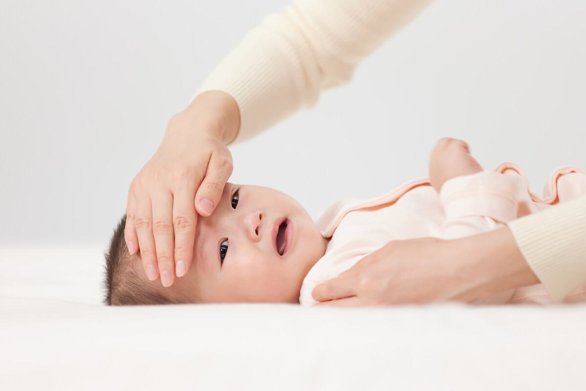 trẻ sơ sinh bị cảm