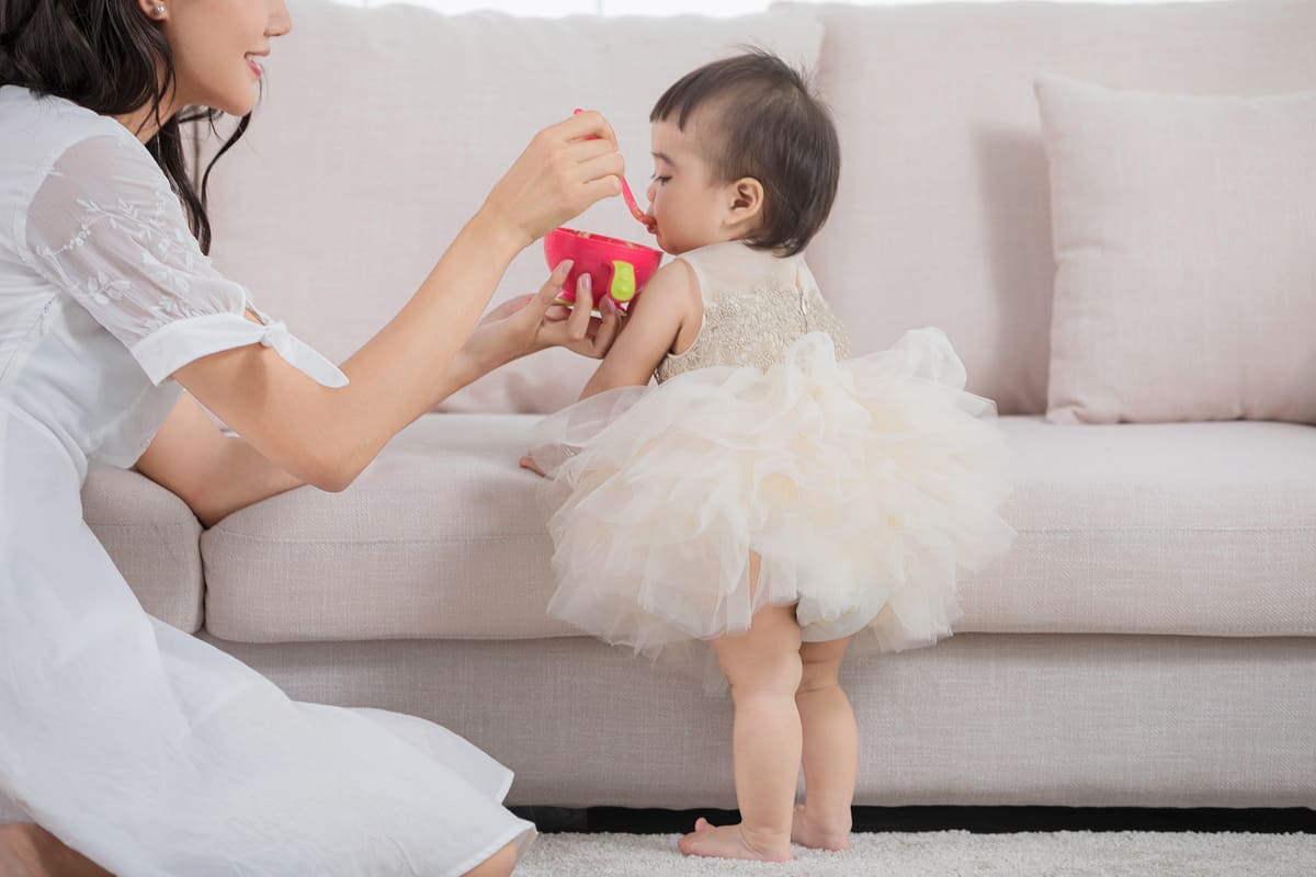Trẻ sơ sinh không tăng cân phải làm sao Trẻ sơ sinh không tăng cân phải làm sao