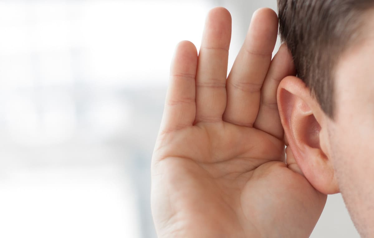 bị ù 1 bên tai phải làm sao bị ù 1 bên tai phải làm sao