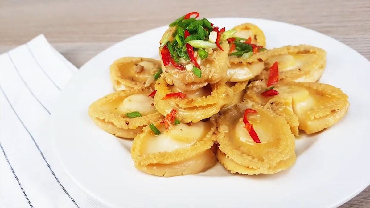 Cách làm bào ngư sốt dầu hào ngon như nhà hàng 33 làm bào ngư sốt dầu hào