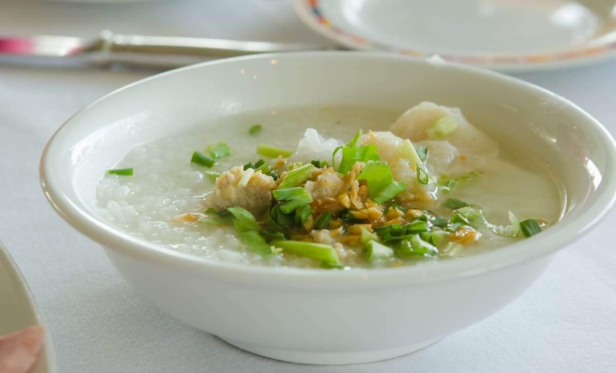Cách nấu cháo cá chép cho bà bầu không tanh với nấm Cách nấu cháo cá chép cho bà bầu không tanh với nấm