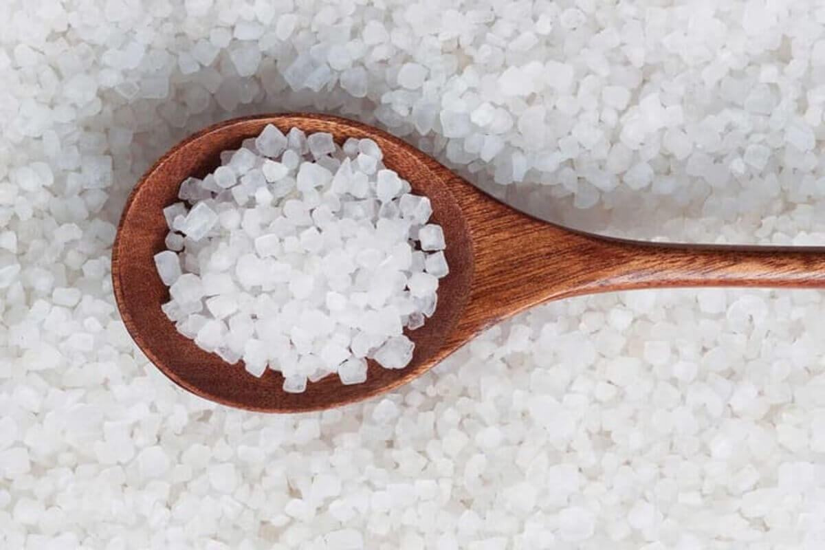 Trị dị ứng da mặt bằng nước muối có thật sự hiệu quả Trị dị ứng da mặt bằng nước muối có thật sự hiệu quả