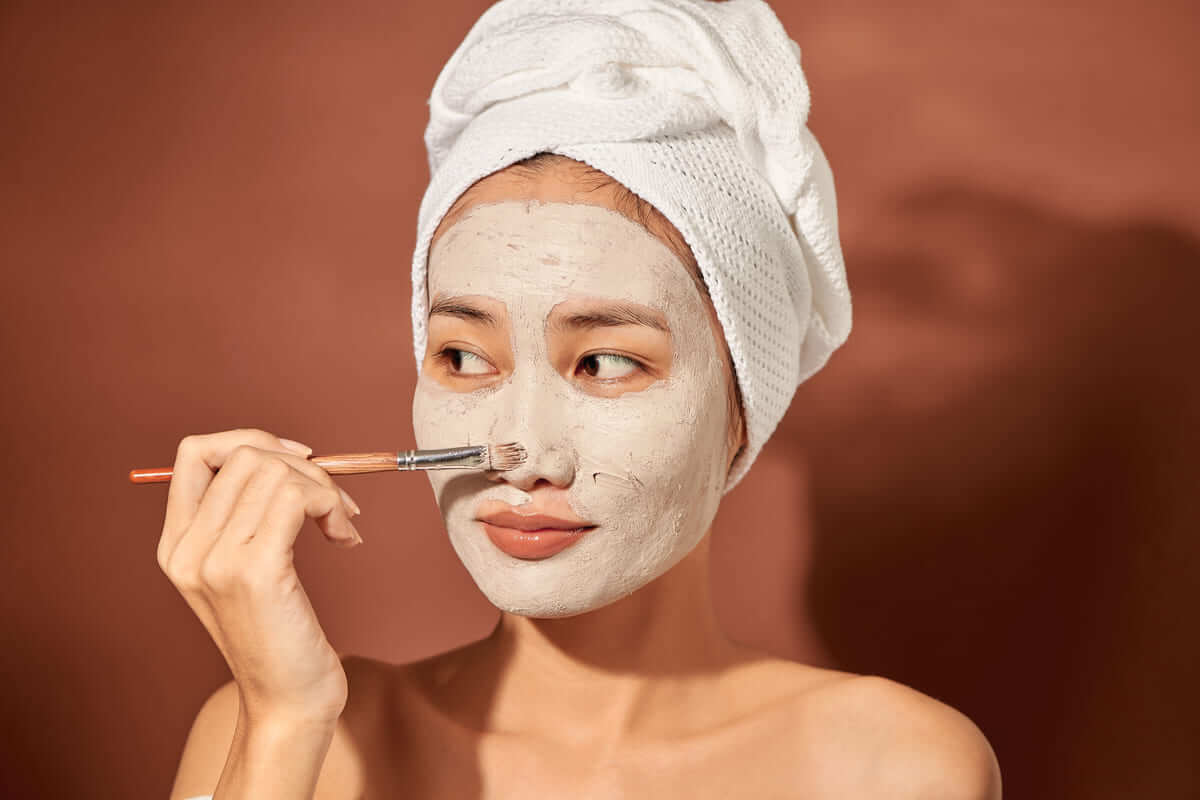 se khít lỗ chân lông với mặt nạ đất sét se khít lỗ chân lông với mặt nạ đất sét