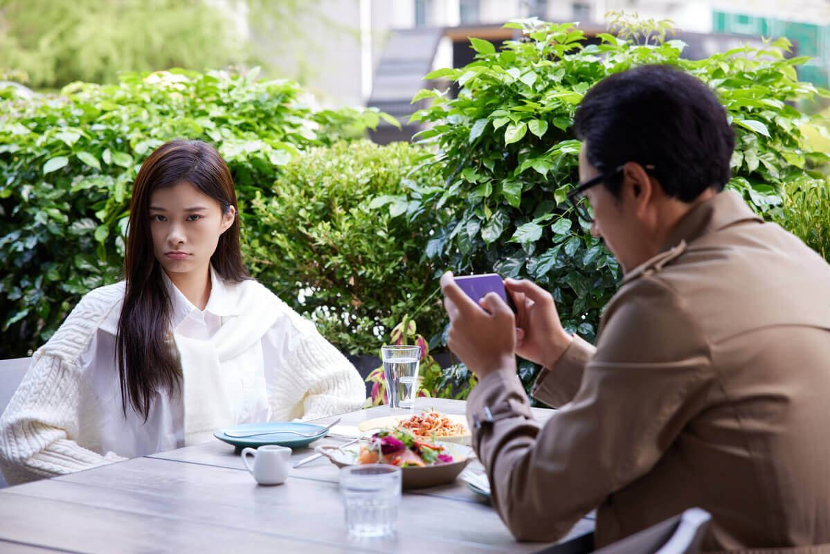 Dấu hiệu yêu sai người Dấu hiệu yêu sai người